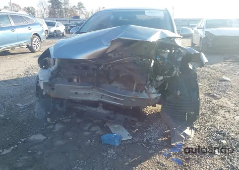 2013 Mazda Mazda3 I Touring из США, поврежденный, VIN JM1BL1VP4D1797140